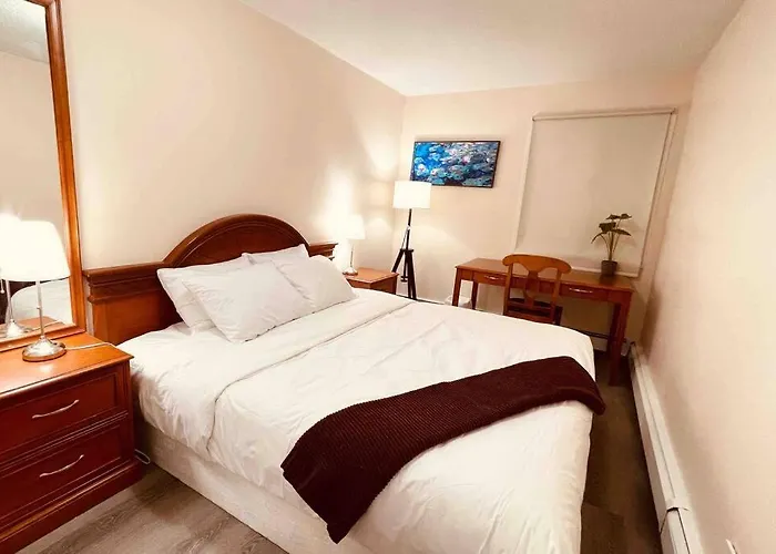 Unit #301 Mountain View 2Br In Canmore Down Town