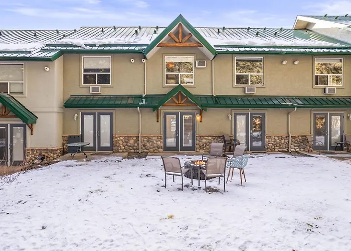 B233 Mountain View 2Bd 2Bt Ac Bonfire Bbq Townhome Close To Banff