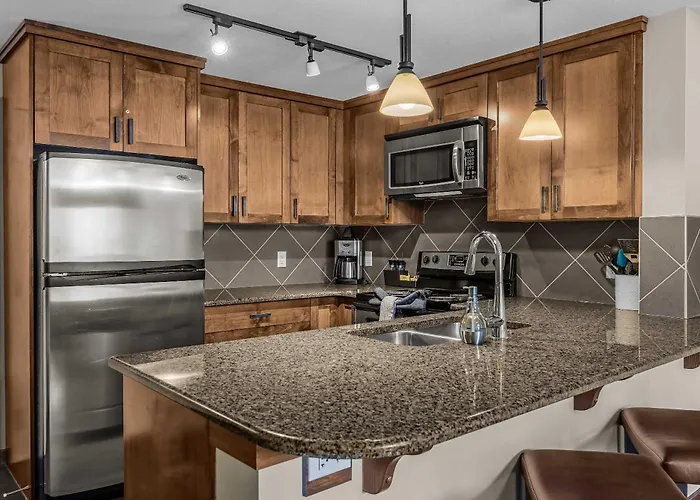 The Raven Suite At Stoneridge Mountain Resort